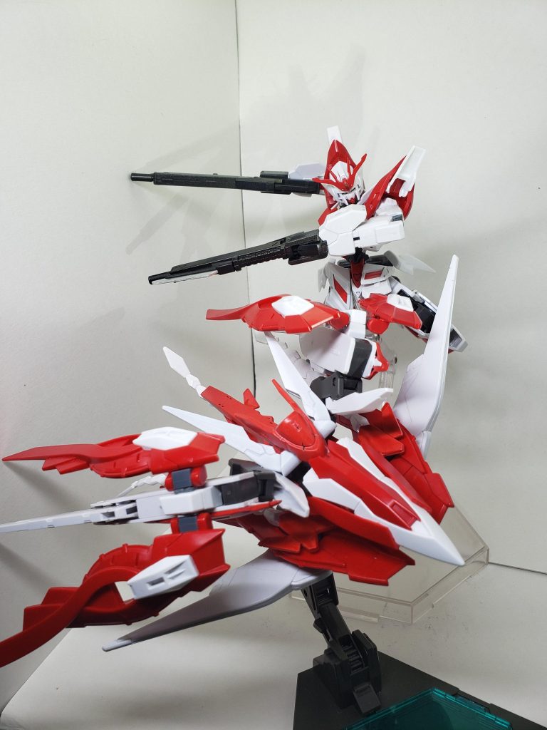 オマケショット
ビルドシリーズでよくあるバックパックの支援メカとの戦闘的なw