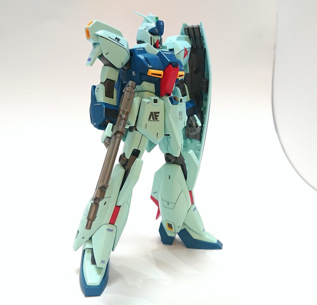 デカールはHi-νのものなどを、使用しています。