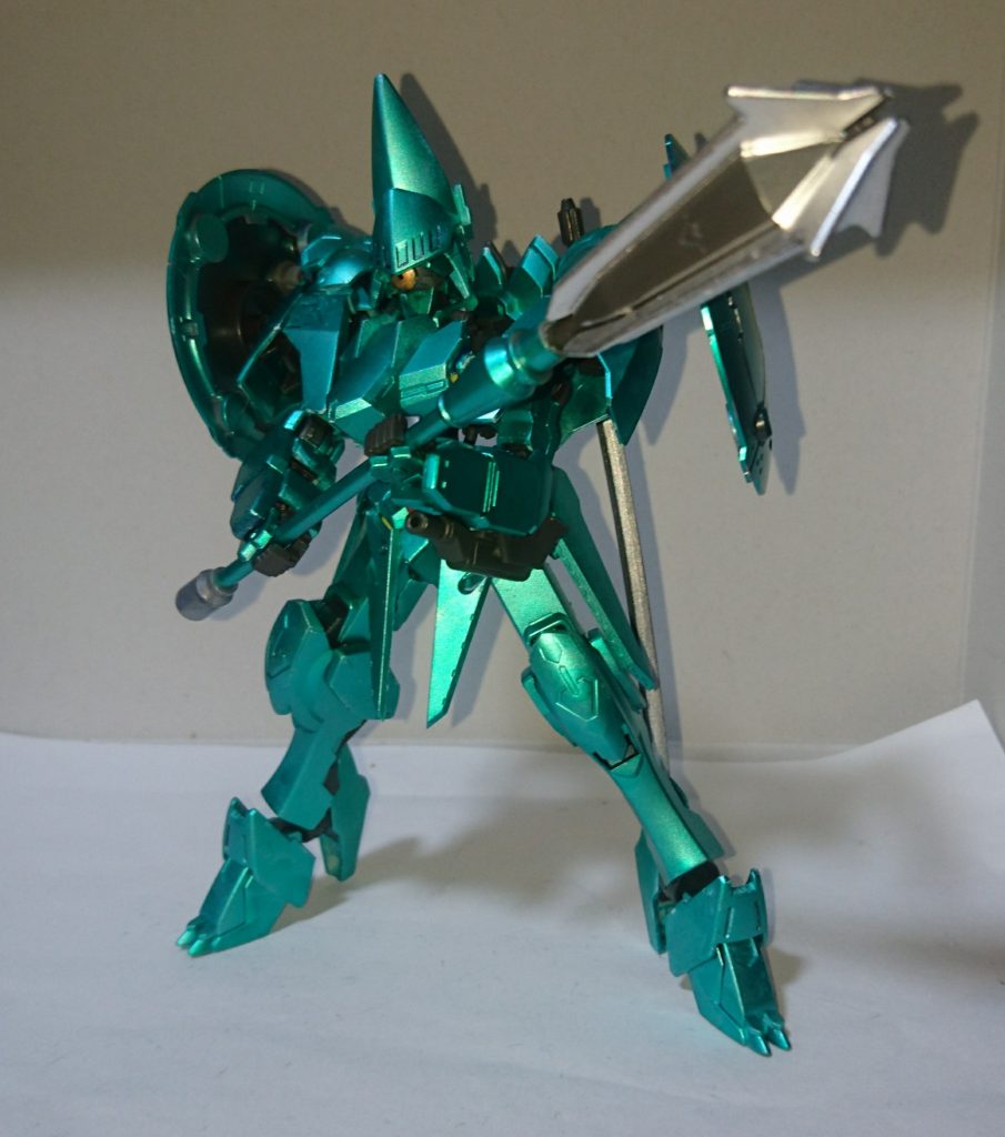 今後の改良点としましては
1.盾の作成(左腕)
2.烏帽子タイプの兜の作成
3.脚部の改良(一番重要かも)
これが出来たら更にエイトールに近づけるかな?