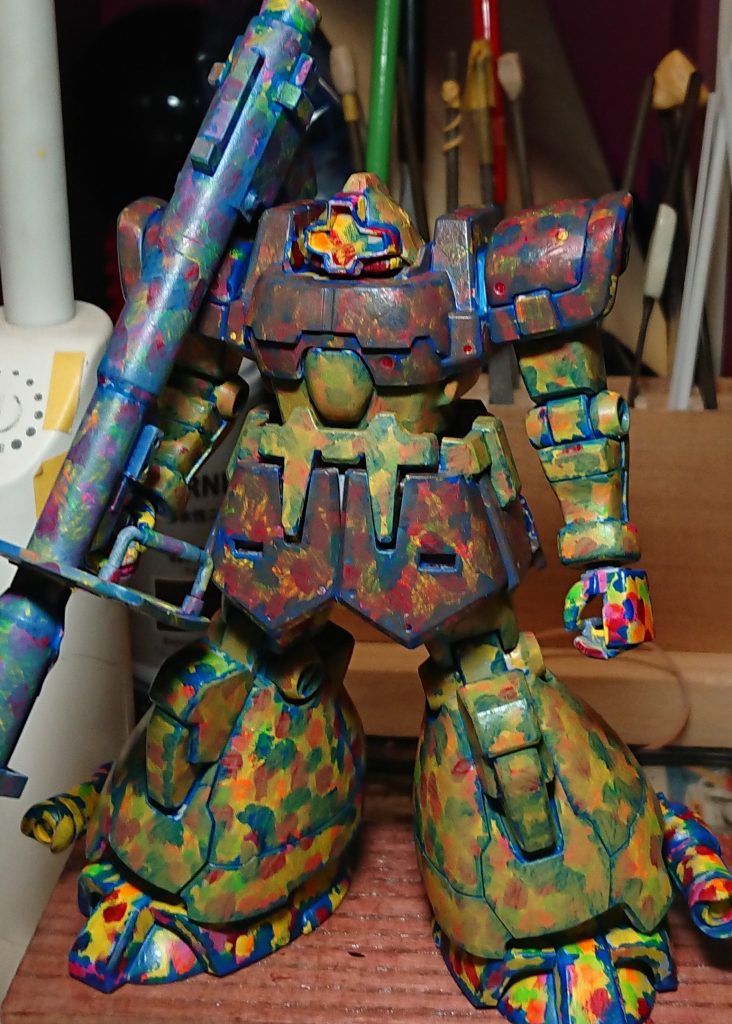 上塗りしている途中です。薄いと思ったら塗り重ねるわけですが、塗過ぎに注意しました。むしろ、残す感じにしました。