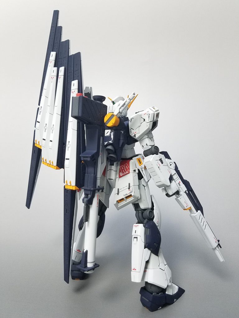 RG νガンダム–2枚目/制作者：すばる