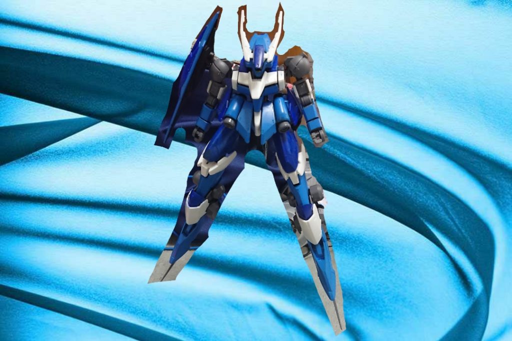 【非武装形態】
動物のような外見を持つが、開発者の拘りか、少女達の趣味なのかは不明である。この機体のカラーリングは青系。