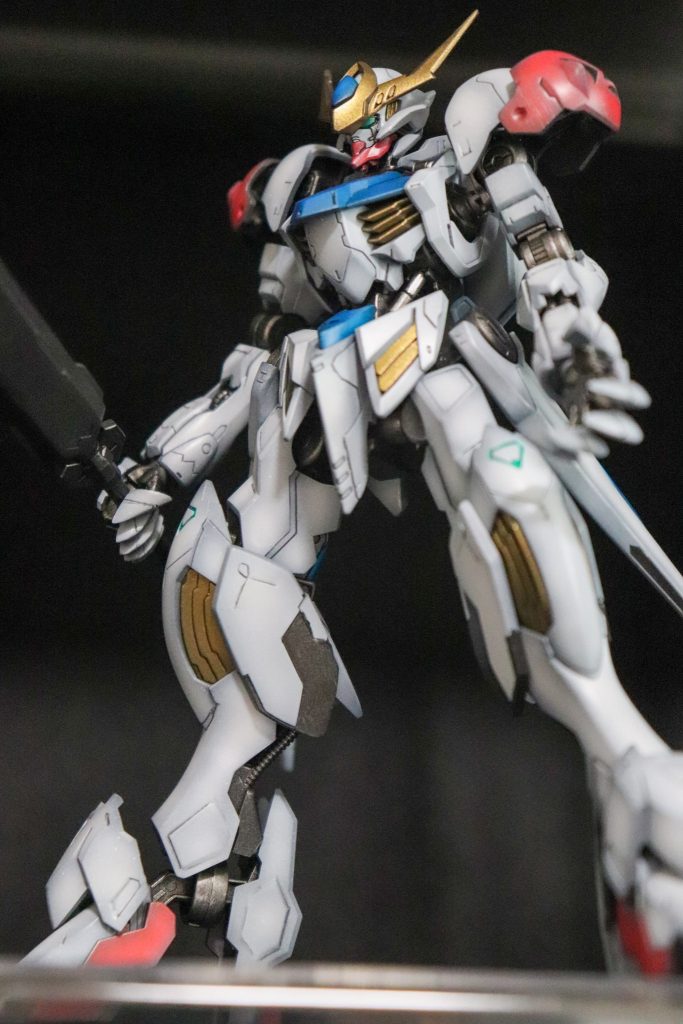 ちょっと下から