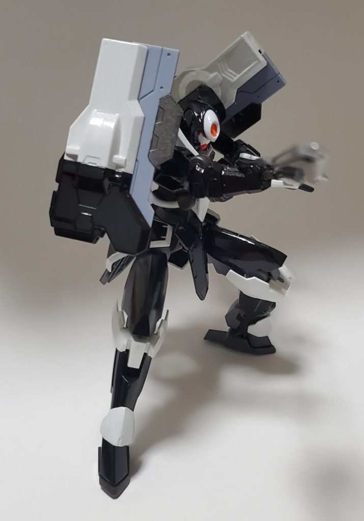 剣と槍の間みたいな武器なので、斬突どちらにも使用できます。