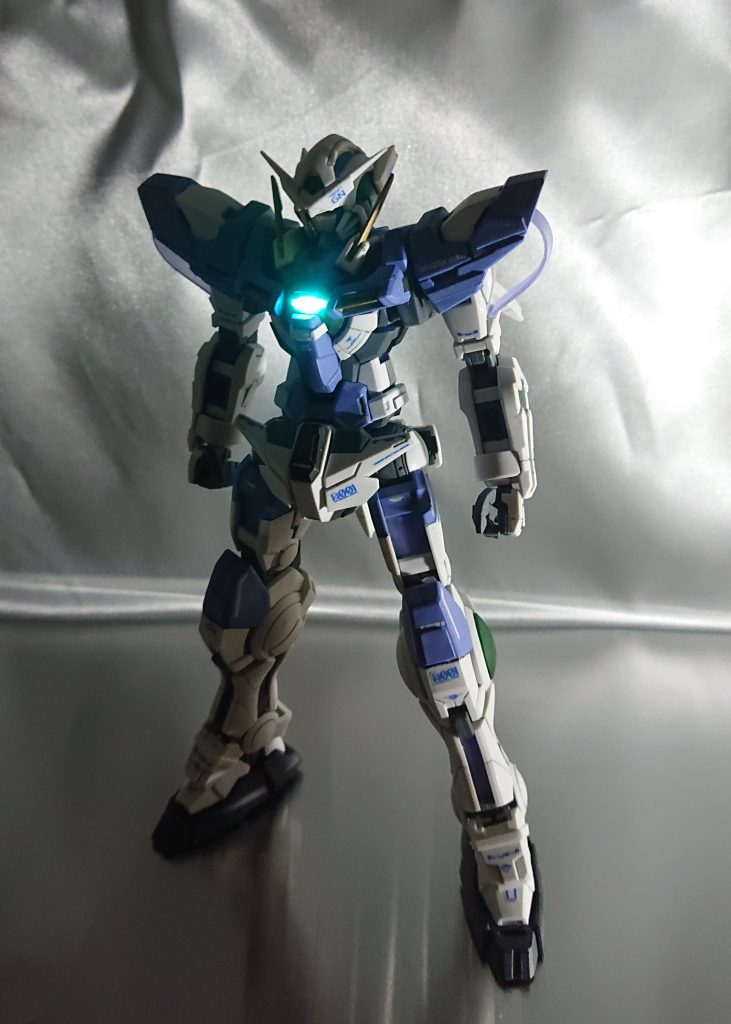 初の電飾
市販のLEDユニットを入れてあります。