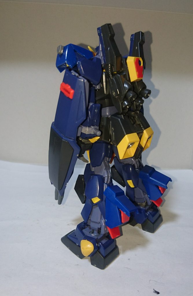 横から見た図

ただ付けただけなのにしっくりくるのが不思議です。