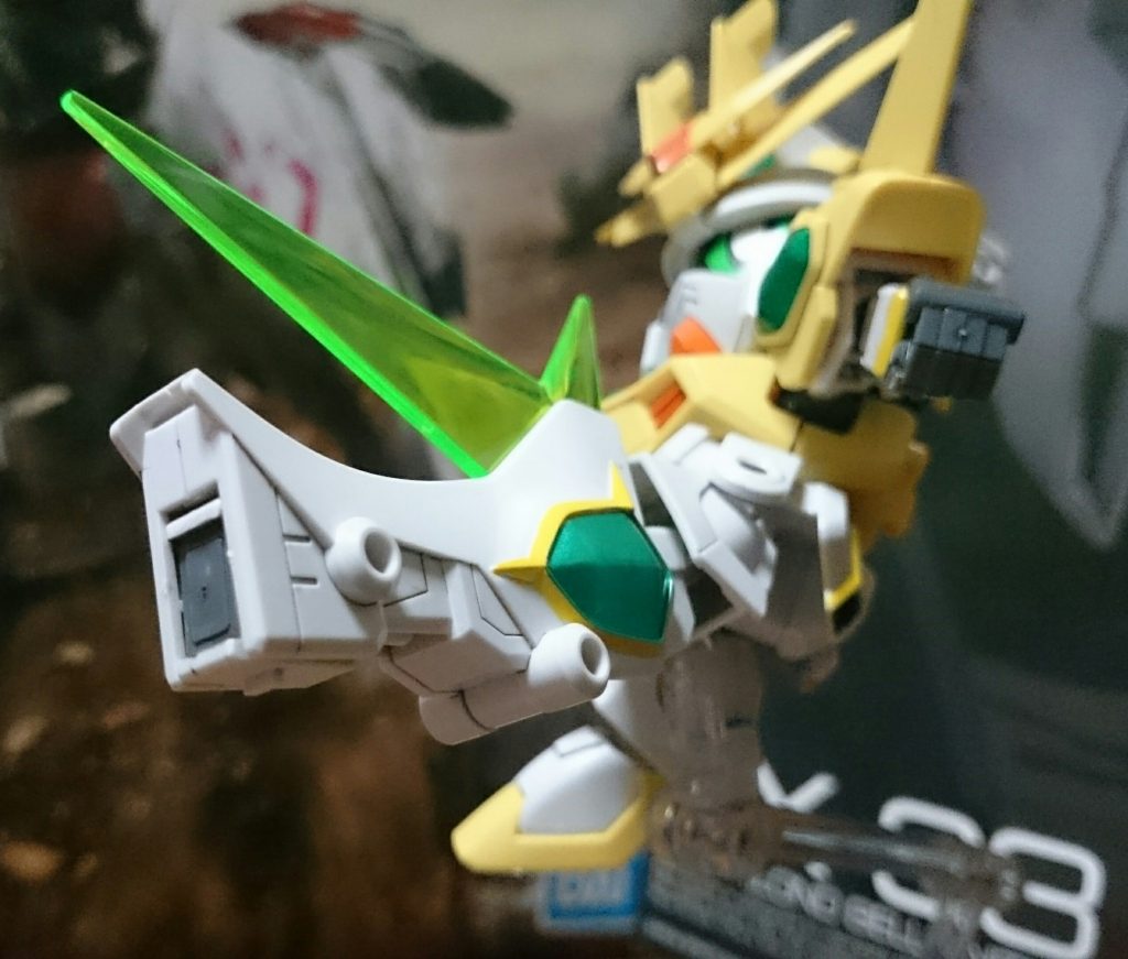 脚だけ変形!脚ビーム!
…… ……
…… ……
お次はチーム連携っス!