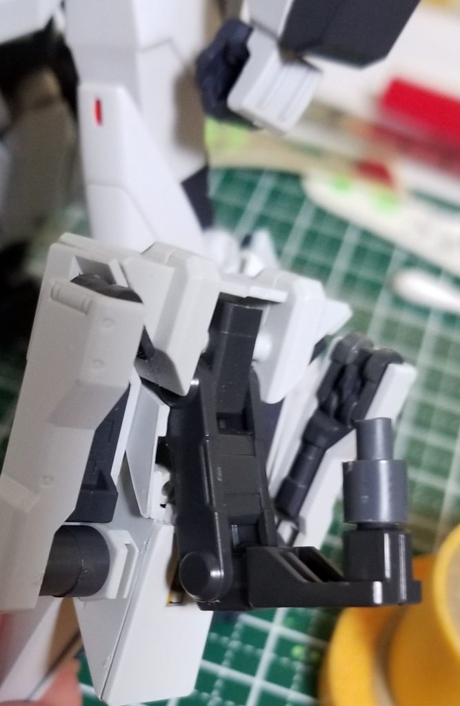 裏面はこんな感じでコアとくっつきます