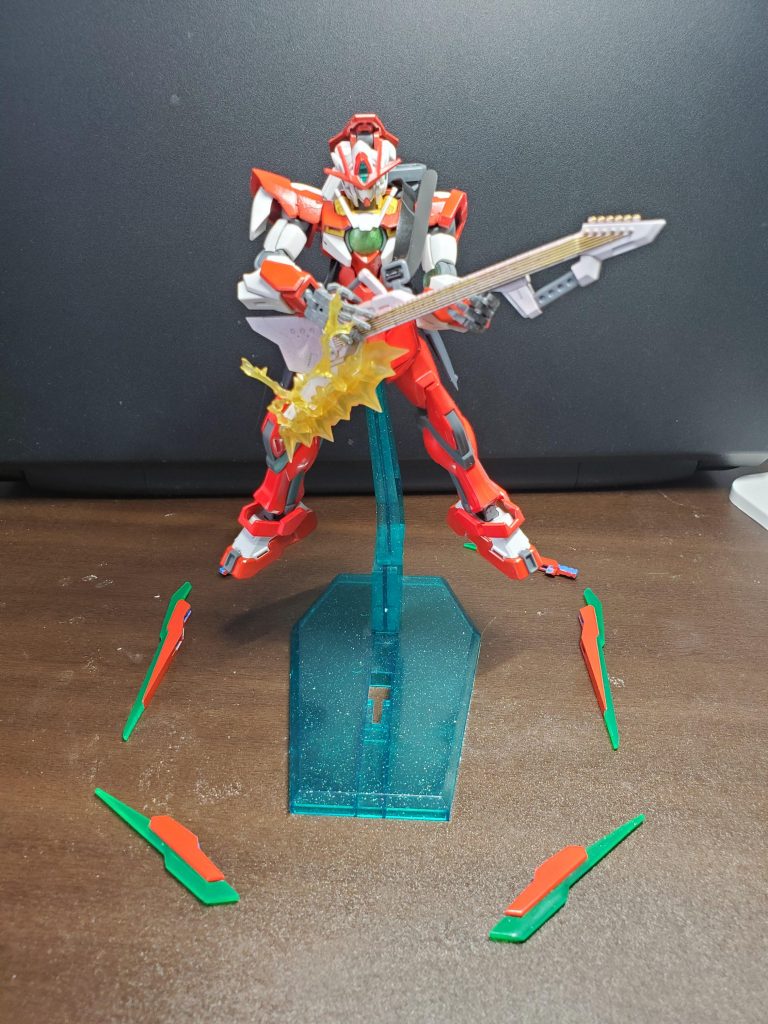 クアンタムバースト発動！
歌の効果をフィールド全体に拡大。
味方には強化を、相手には弱体化の効果を与える。

なお、戦った相手から、運営にチート疑惑の報告をされたが、戦闘能力の全てと引き換えにした能力という回答をされ、疑惑はなくなっている。