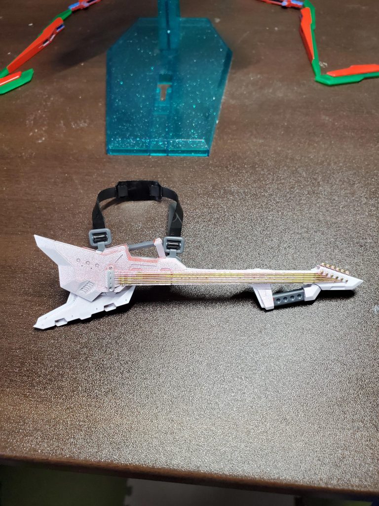 ダイバーが自分が持つギターを参考に作られたギター。
本人はエフェクトの機能は付けていなかったはずだが、思い入れが強いせいか、ダイバーの感情に反応するようにエフェクトを出すようになった。