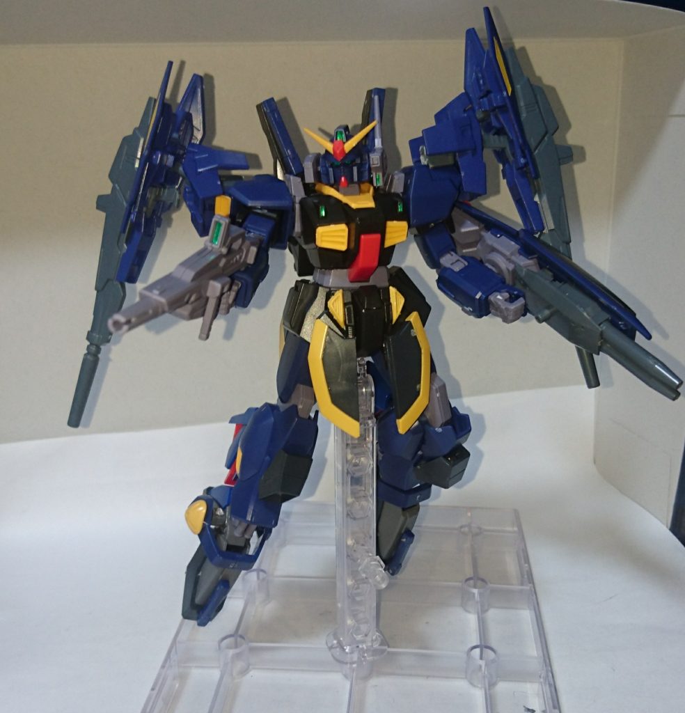 完成した姿を見た、仕事先の先輩の一言
「肩のやつのせいか、ギャプラン……いや、ガンダムAGE-2に似ているな。」
(´・ω・`)言われてみれば……