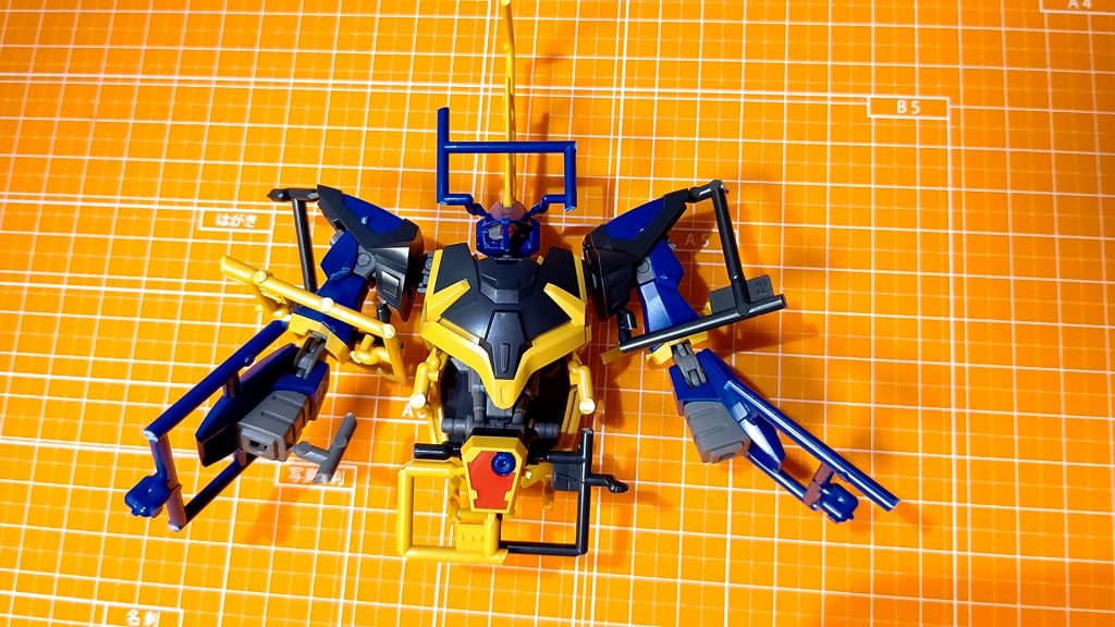 無理やり箱から出てきたバーザム–4枚目/制作者：滝 由佳理