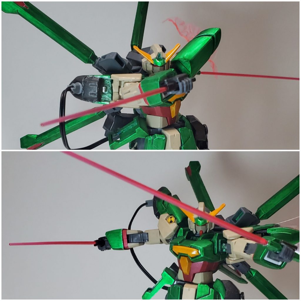 ビームサーベル
右肩と右腰に装備された近接装備。
肩ユニットのサーベルは通常のビームサーベルであり、腰ユニットのサーベルはショートサーベルとなっている。