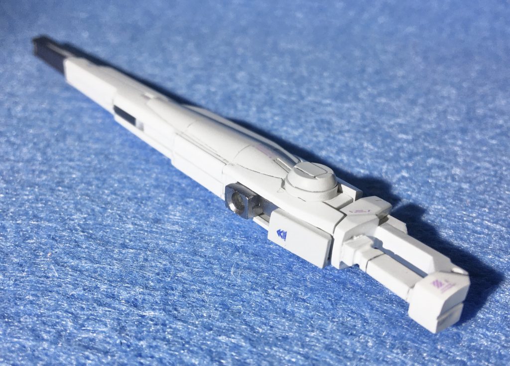 細かいギミックとして、アーム接続部分をスライド可動式にしました。