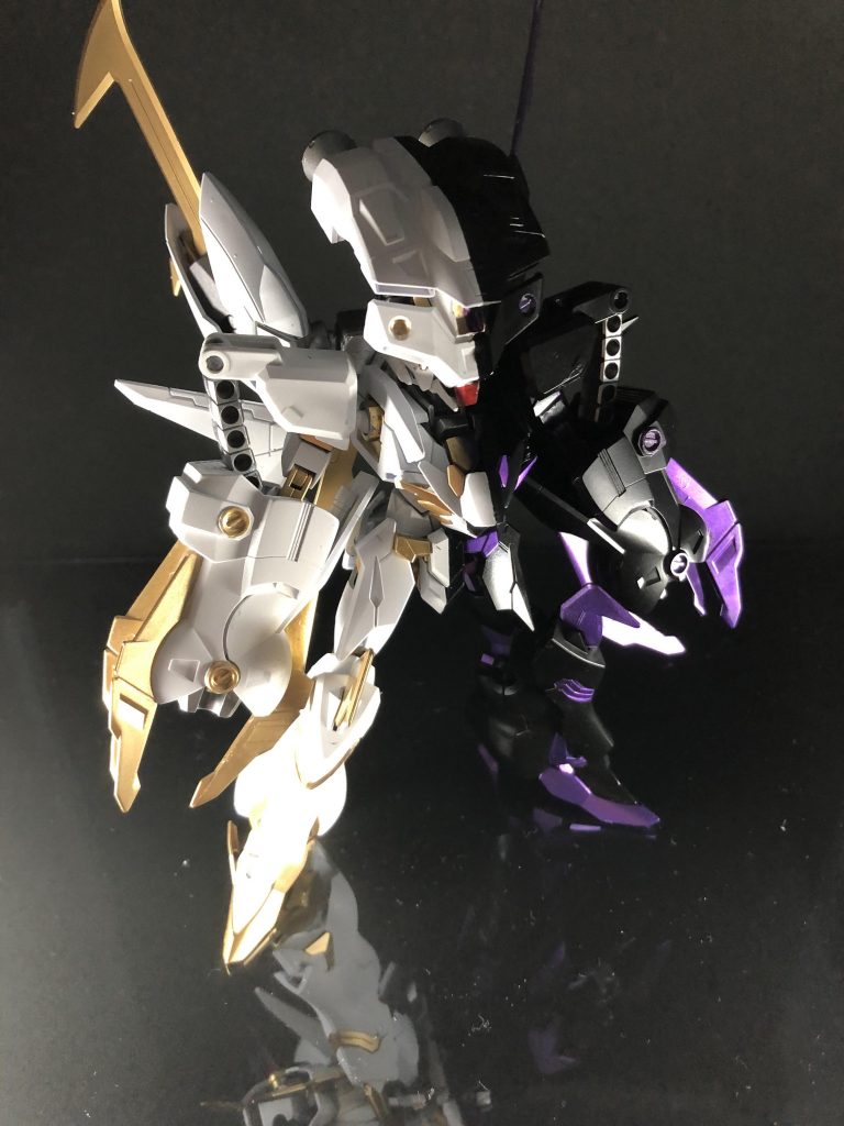 アスクレプオスの近接戦闘モードっぽいものにも変形できます