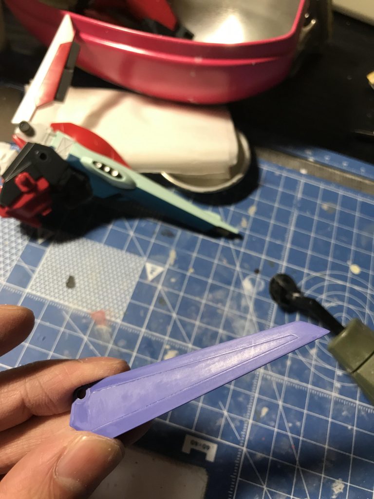 初めて表面処理をしました!
塗料の食い付きは…良くなったのかな?