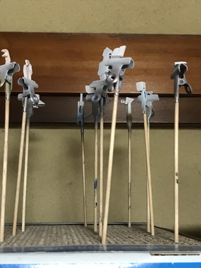 サーフェイサー吹き工程