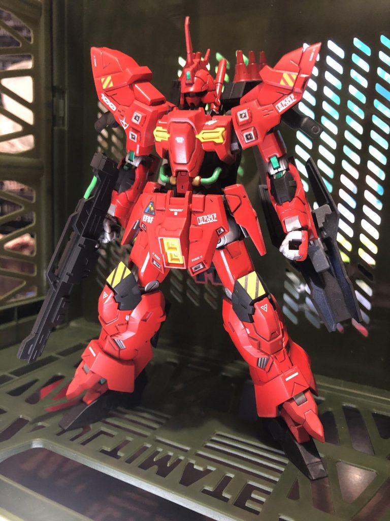 ロンドベル治安維持遊撃部隊
アストライア隊所属
チームクロウ
バルギル改
クワトロ.バジーナ大尉搭乗機
でした✨