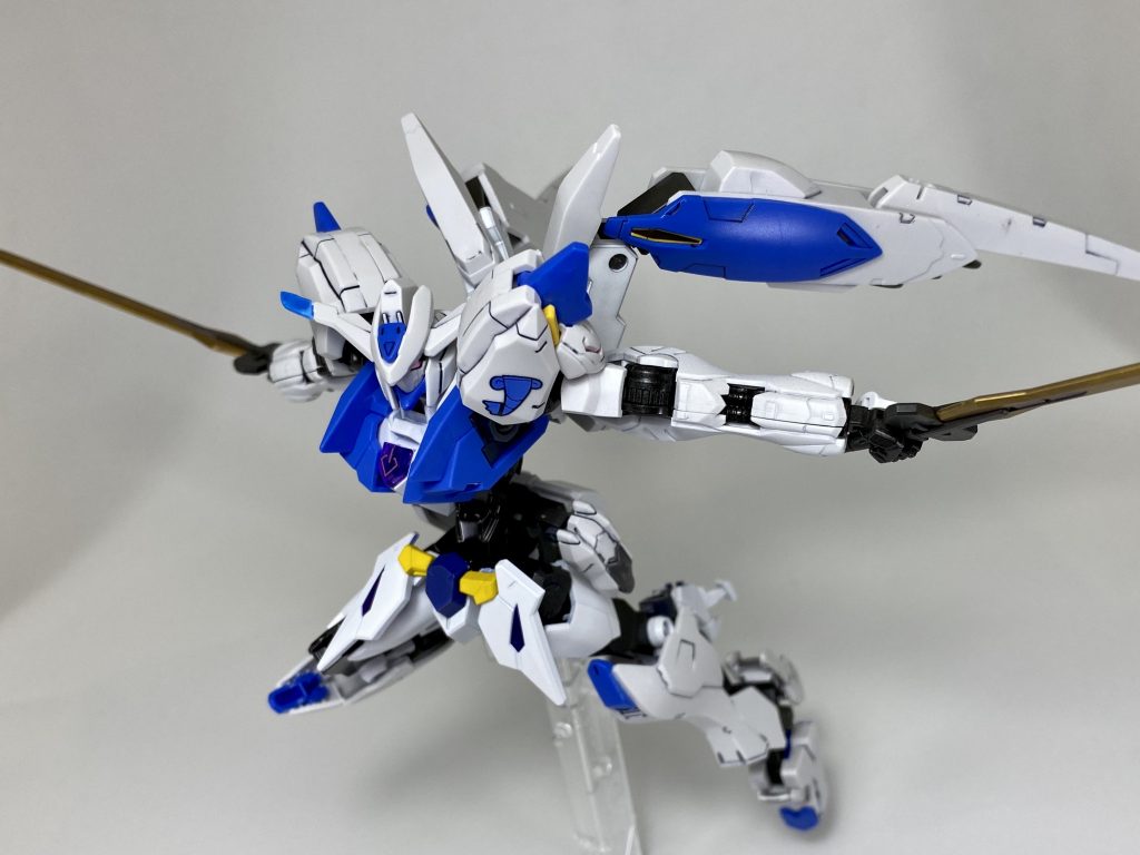 双剣による高速剣術を得意とする高機動近接戦闘型。