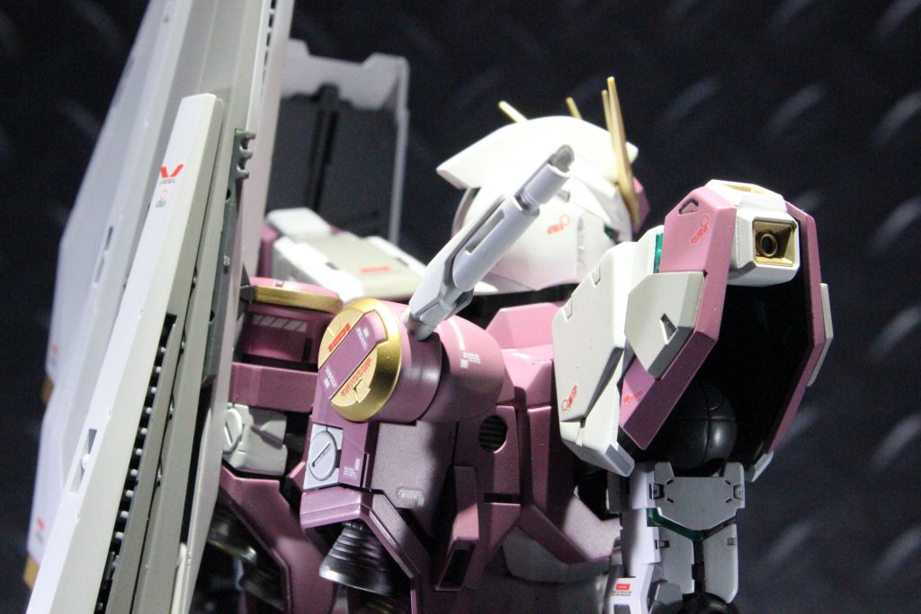 黄色は全てクレオスの普通ゴールドに置換