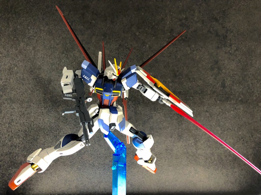 道を開けるわ！MS隊続け！