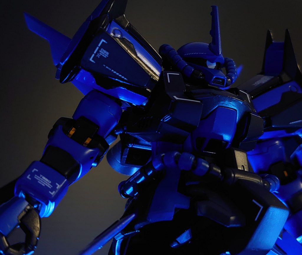 肩はオリジナルダクト追加
内ひじに金色のサシをいれ
情報量を追加しました