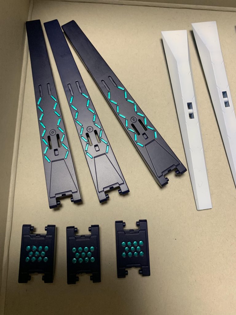 νガンダム–2枚目/制作者：k