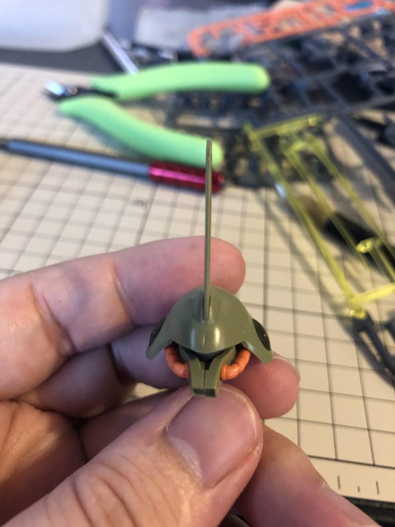 素組み時は顔の合わせ目がすごく気になりました