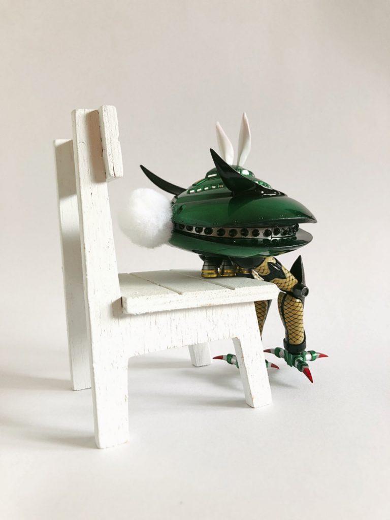 ビグザムバニー–4枚目/制作者：なみお