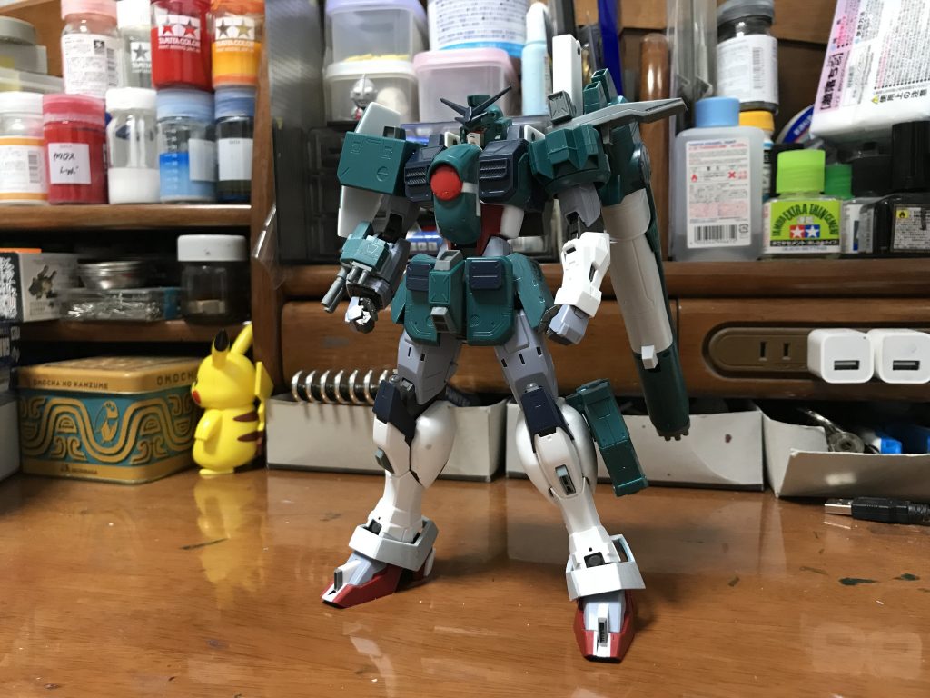 ディテール作業前の頃

サイズ差が大きい為、パーツ同士の辻褄合わせが一番辛かった