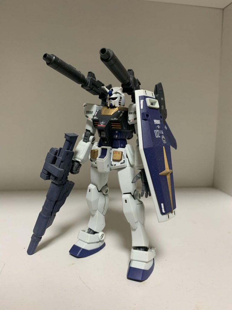 カラーリングはオリジナルでデカールはRGのものを使ってます。