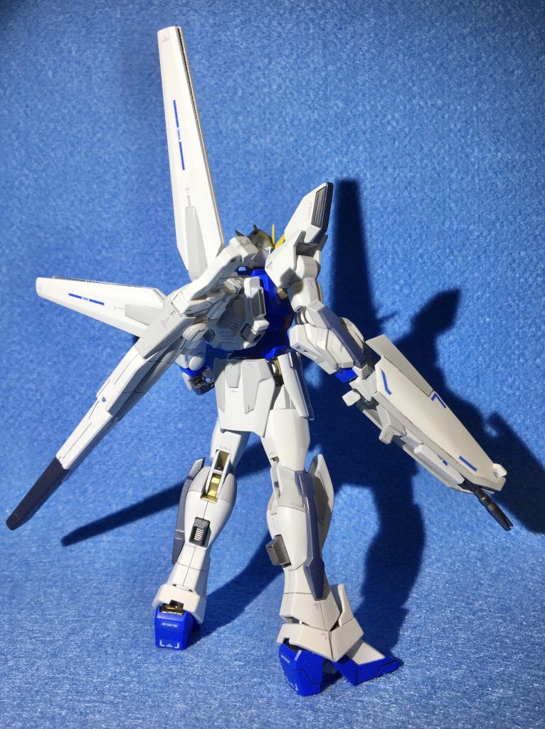 基本ベースキットにはHGCEインパルスと、HGダブルオーなどのパーツで構成し、ガントレットにはX魔王を使うなど、部分的にXのパーツも使ったりしてます。
