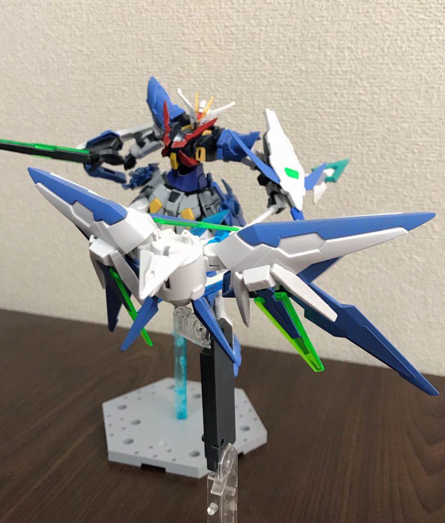 GN-Sid
ガンダムage後半に登場したMA「シド」に形が似てたので名付けました笑
自立稼働可能で、これ単体でトランザムも使用できます。武装を変えればよりシドっぽく見えるかも…