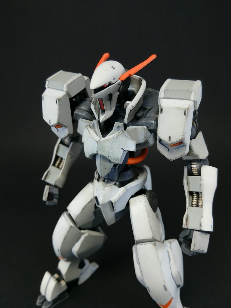 設定無視ですがツインアイにしてます
目やセンサーなどの発光部分の表現はいまだにうまくできません