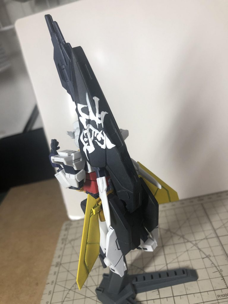 フライヤー自体はコアガンダム接続時に差し替えが入らないように本体中心とウイング接続部に稼働軸を入れただけで大きくは変わっていません。