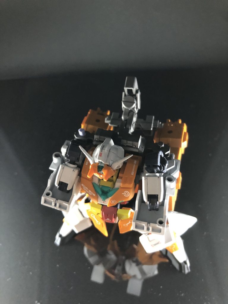 今回腕はダンタリオンの物を使ってます。
意外と無加工ですっぽりハマるんで改造しやすかったですね。