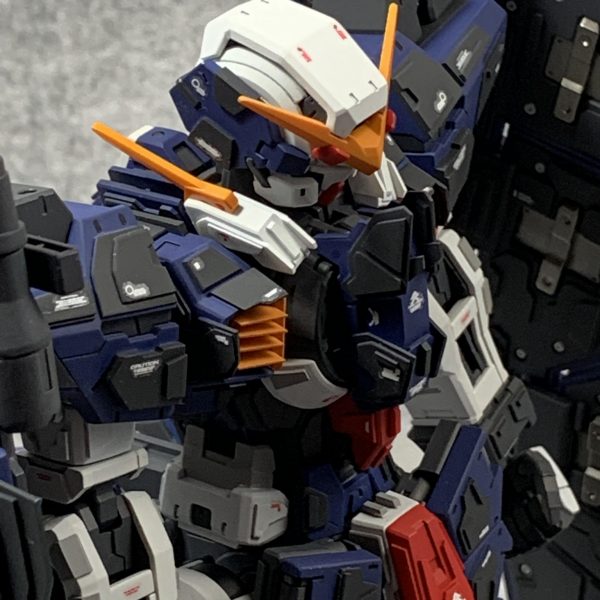 ガンダムデュナメス　ムルタアルミス