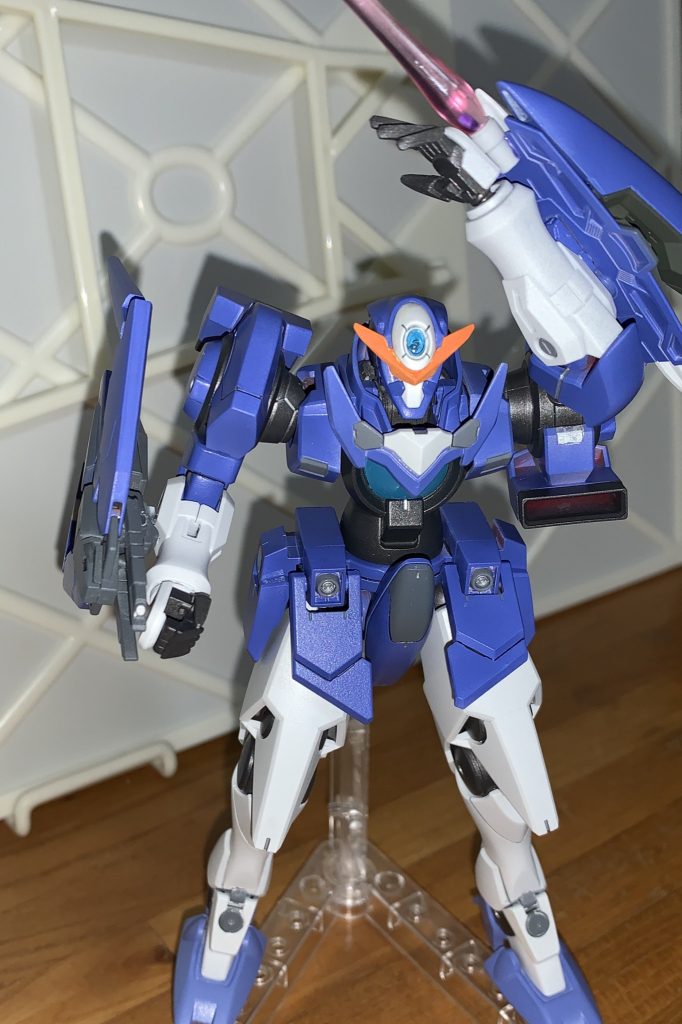 ビームサーベル出しちゃったり。