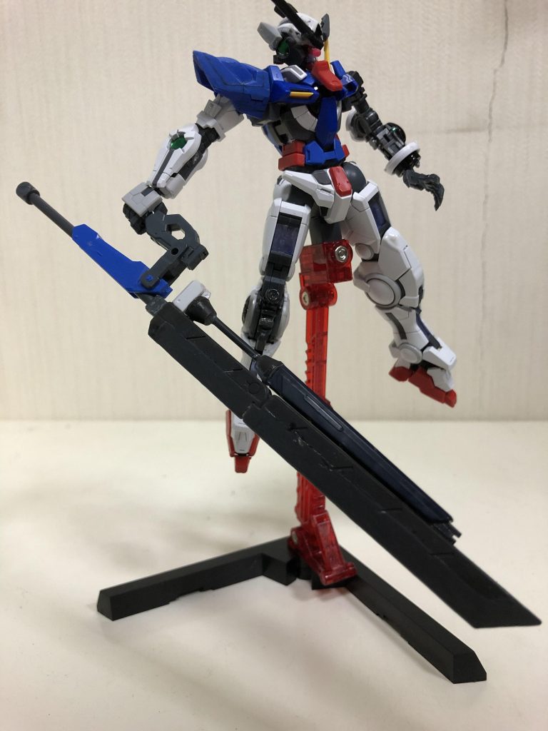 GNロングソード
リーチを伸ばし強化されたGNソード