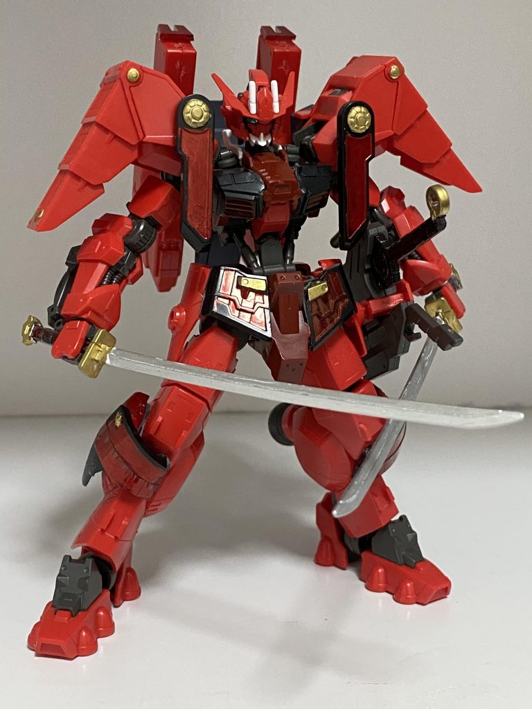 戦国アストレイからサムライソードを流用。刀が似合いますな(^^)