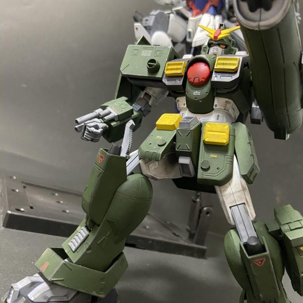 （旧キット）1/100 HGガンダムレオパルド