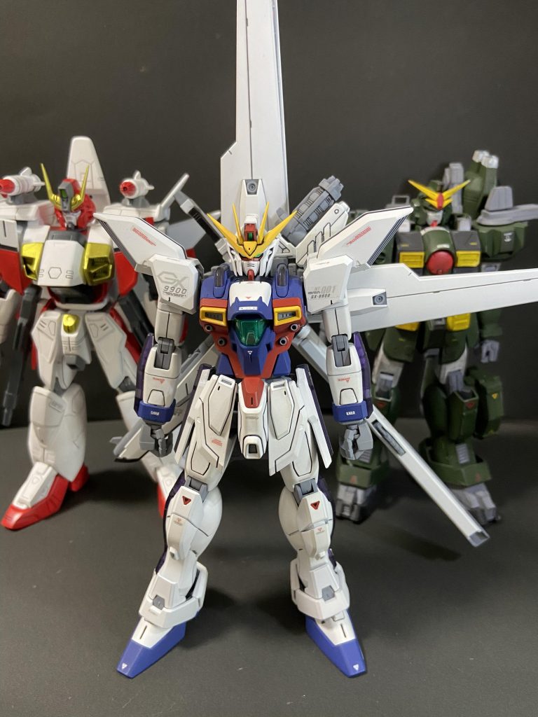 ノーマルのガンダムXもディバイダーもどちらも換装可能です。