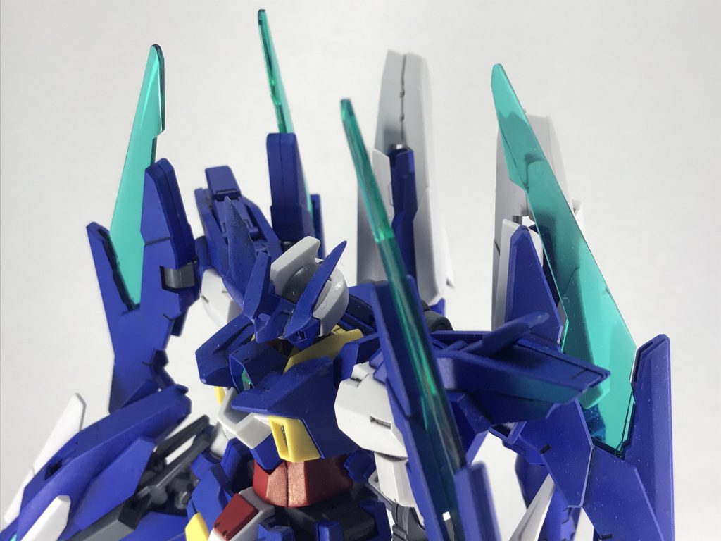 クリアパーツはつや消しを吹いた後に取り付け