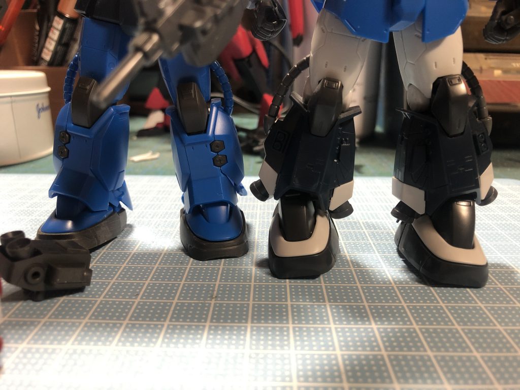 高機動型のザク脚と交換