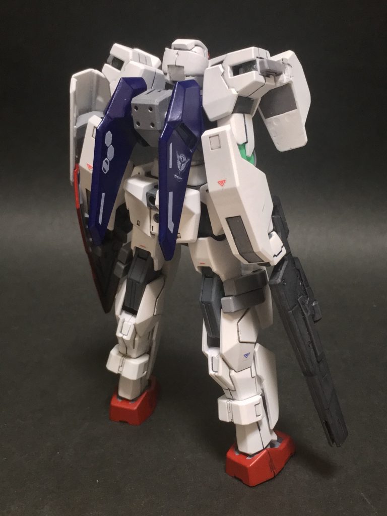 3年前の00コンに出した作品になります。第四世代機以降の技術で改良したプルトーネがテーマになります。
……
00P/00Fから13年、ガレージキットの発売から10年…
ついにプルトーネがHGで発表されました🎉
ガレキが出た時は、電ホビやネットの記事を指をくわえて見ているしかありませんでしたが、悲願のキット化です泣