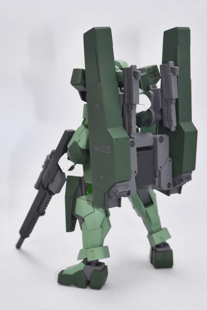 背面