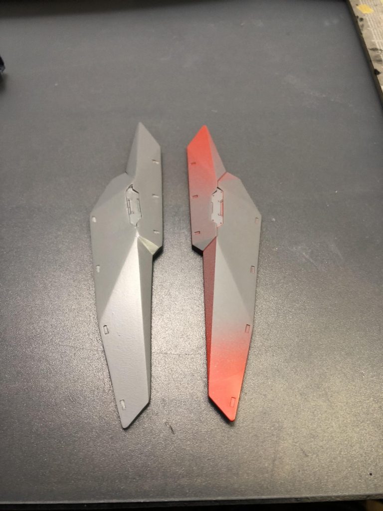 ゼルトザーム盾の左右反転版はプラ板でスクラッチしました