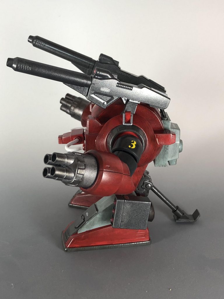 ビームキャノンはアメイジングケンプファー、腕はHGUCズゴックとBBガンタンク、ミサイルはHGUCザクⅡのです。

頭上のケーブルは市販のナイロンチューブ、鼻先の白い方は断線した百均の充電ケーブルを再利用。