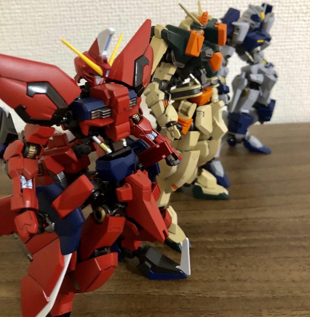 こう並べて眺めているとあと一機、頑張って作ろうかな!?って気になります笑