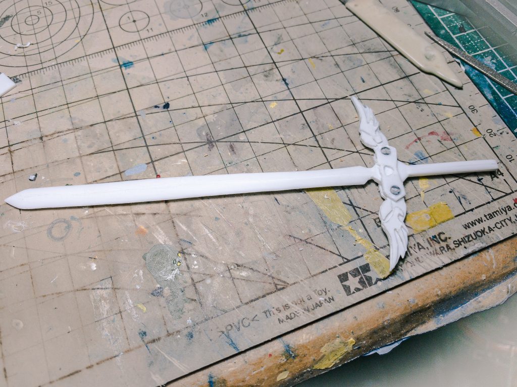 鳳凰剣は、プラ板からのスクラッチ！